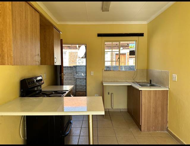 3 BEDROOM DUPLEX FOR SALE IN THE ORCHARDS
